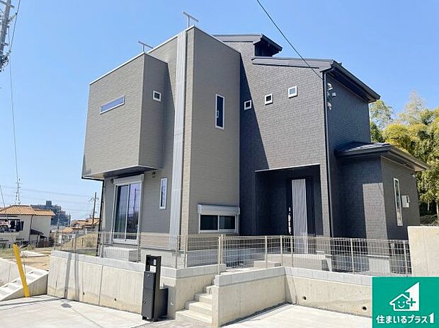 安心の10年保証!外観を美しく保ち、雨水で汚れを落とします!気になることがありましたら、お気軽にお問い合わせください!