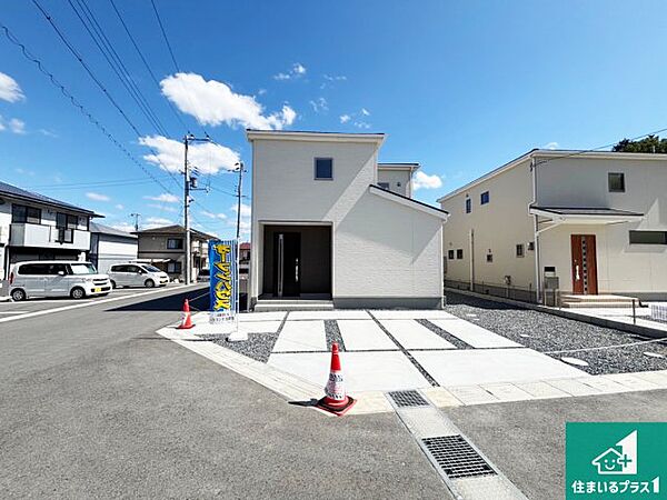 安心の10年保証！外観を美しく保ち、雨水で汚れを落とします！気になることがありましたら、お気軽にお問い合わせください！