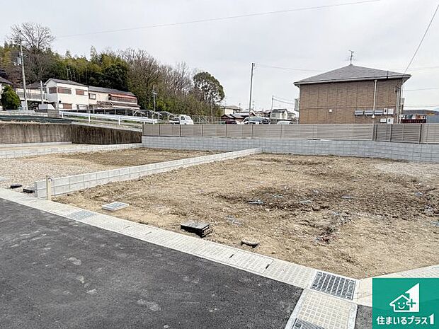 現在はこんな感じです。完成までが待ち遠しいですね。