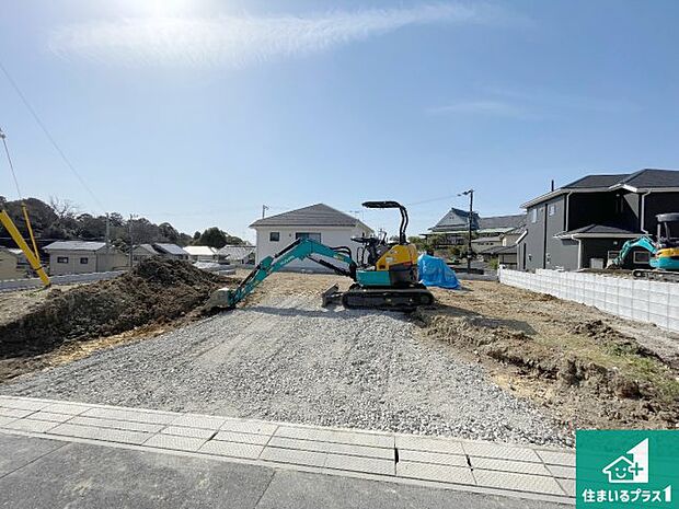 現在はこんな感じです。完成までが待ち遠しいですね。