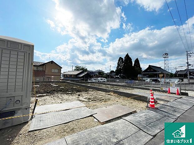 駅やスーパー、小学校・中学校等日常生活に欠かせない情報や道のりもご紹介いたしますのでお気軽にご相談ください。