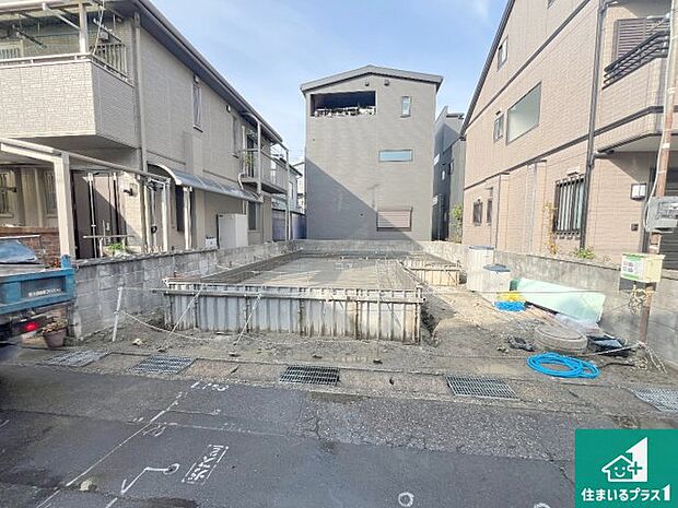 現在建築中!落ち着いた街並みで新生活を始めることが出来そう!周辺の物件も併せてご紹介させて頂きます!