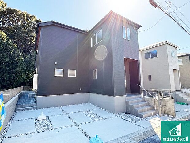 安心の10年保証！外観を美しく保ち、雨水で汚れを落とします！気になることがありましたら、お気軽にお問い合わせください！