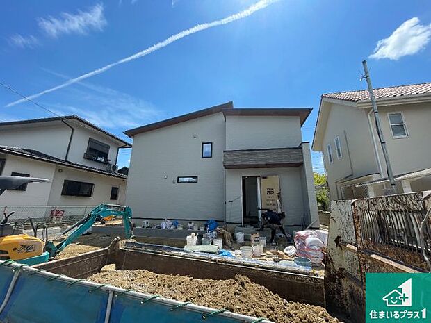 現在建築中!落ち着いた街並みで新生活を始めることが出来そう!周辺の物件も併せてご紹介させて頂きます!