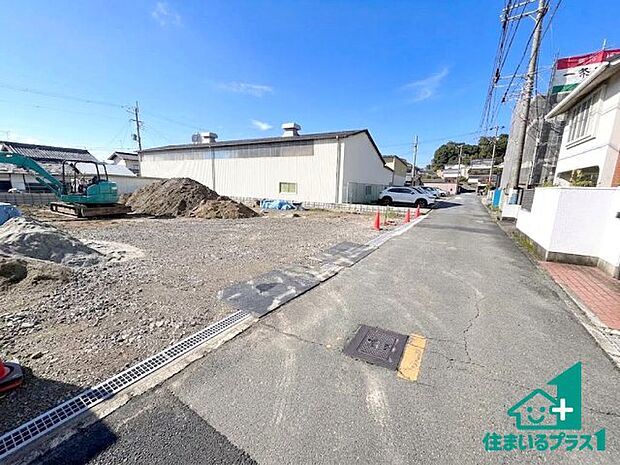駅やスーパー、小学校・中学校等日常生活に欠かせない情報や道のりもご紹介いたしますのでお気軽にご相談ください。