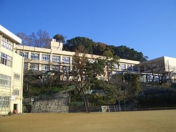 神戸市立妙法寺小学校