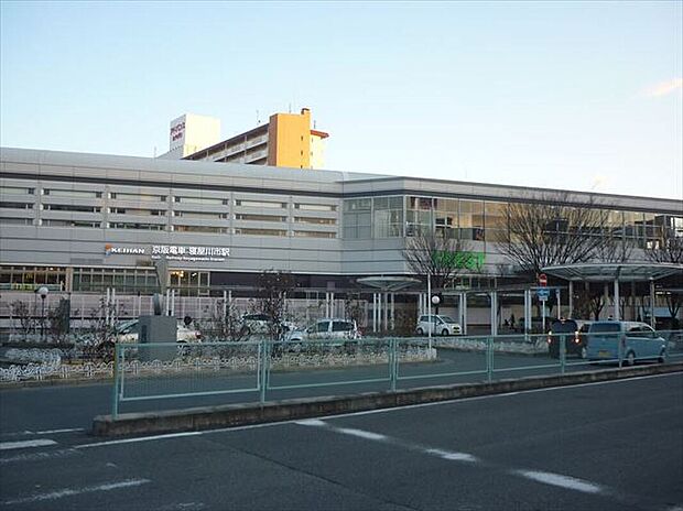 京阪本線「寝屋川市」駅（約2,160m）