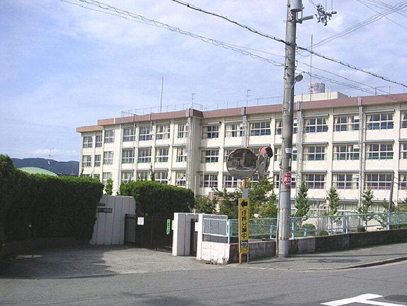 【学校】豊中市立第十八中学校