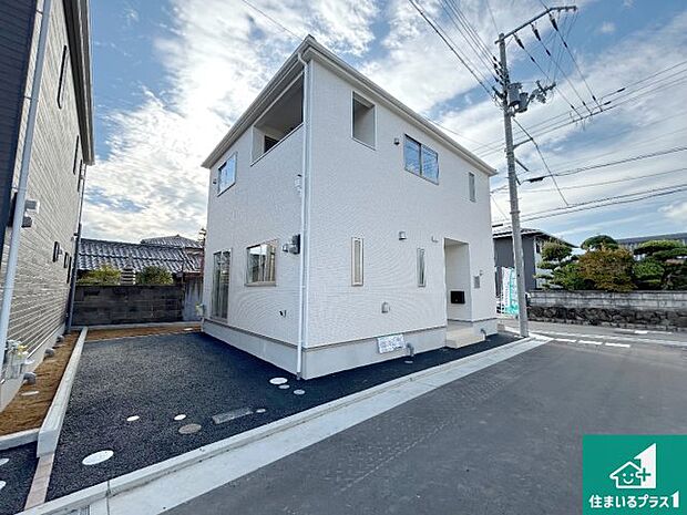 【外観】お客様に長く安心して住んでいだだける事にこだわった家づくり!住んでからのアフターサービスにもしっかりと取り組んでいます!