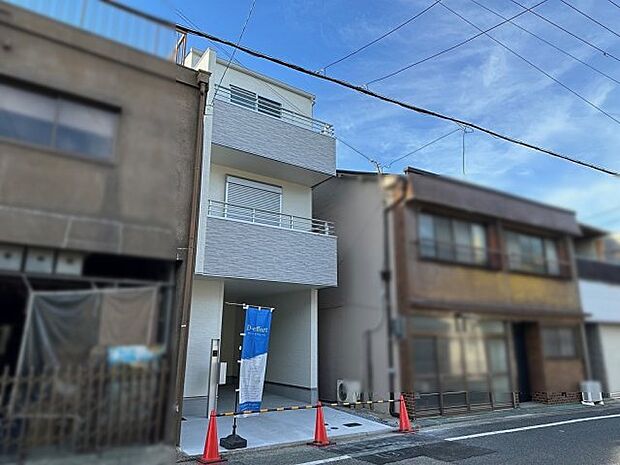 【外観】お客様に長く安心して住んでいだだける事にこだわった家づくり!住んでからのアフターサービスにもしっかりと取り組んでいます!