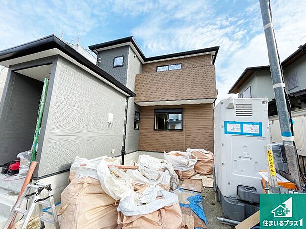 【外観】ご案内の際は現地集合はもちろん、ご自宅の送迎や最寄りの駅迄のお迎え等お気軽にご相談ください。