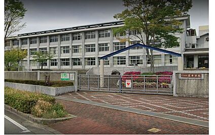 藍中学校 徒歩223m