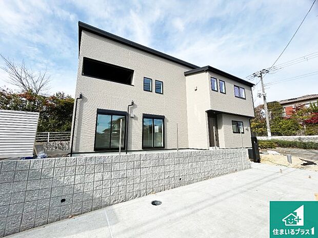 【外観】お客様に長く安心して住んでいだだける事にこだわった家づくり!住んでからのアフターサービスにもしっかりと取り組んでいます!