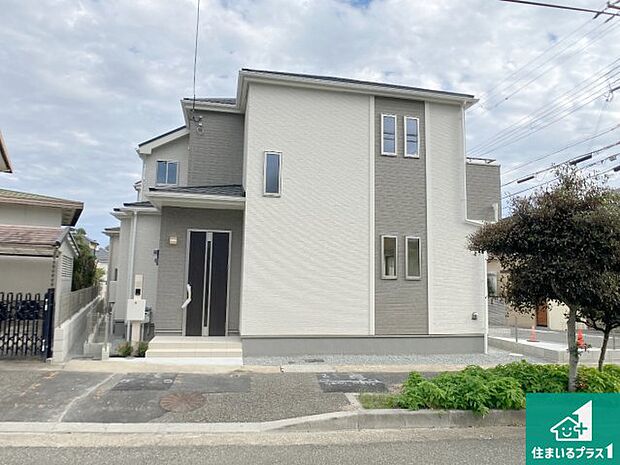 【外観】安心の10年保証!外観を美しく保ち、雨水で汚れを落とします!気になることがありましたら、お気軽にお問い合わせください!