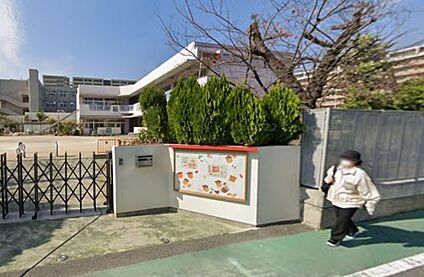 高槻市立松原幼稚園 徒歩700m