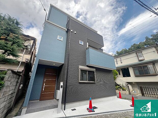 【外観】安心の10年保証!外観を美しく保ち、雨水で汚れを落とします!気になることがありましたら、お気軽にお問い合わせください!