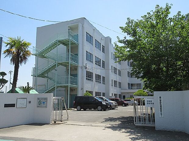 高槻市立冠小学校