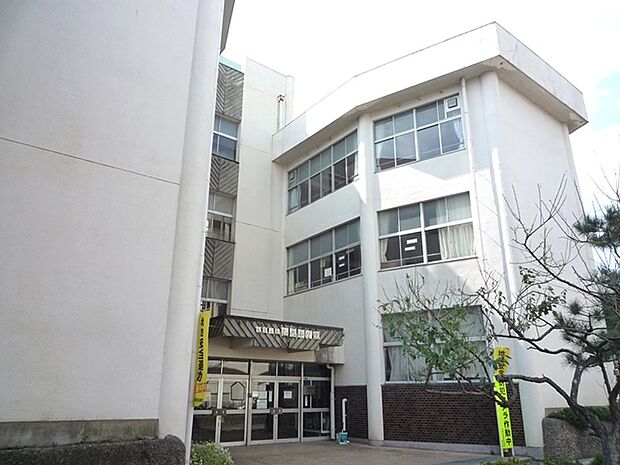 大津市立石山小学校