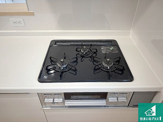 【コンロ】ダブル高火力Siセンサー付きコンロ!3口あるので、まとめて料理をする時も大活躍!