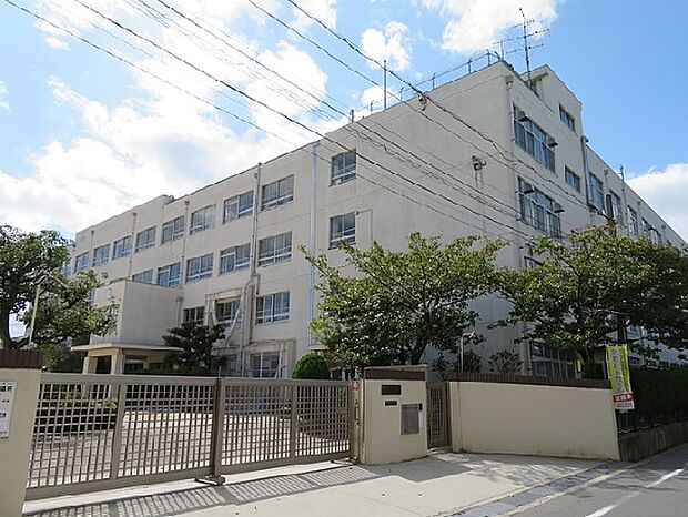 高槻市立土室小学校