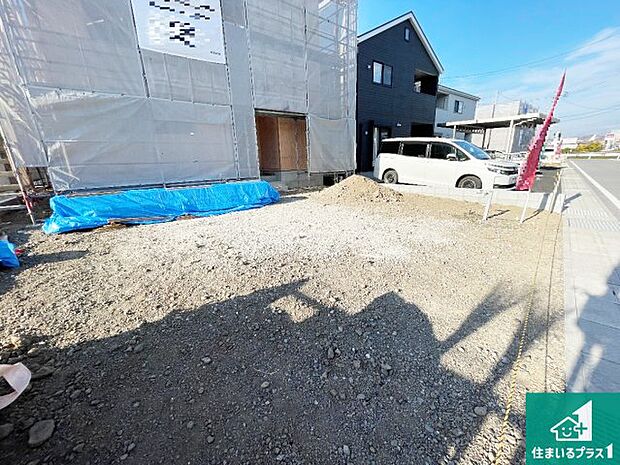 【外観】現在建築中！落ち着いた街並みで新生活を始めることが出来そう！周辺の物件も併せてご紹介させて頂きます！