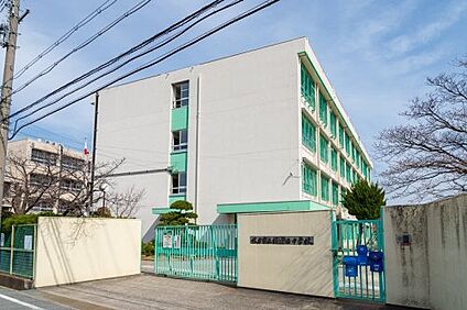 枚方市立楠葉西中学校 徒歩1853m