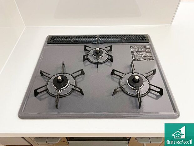 【コンロ】ダブル高火力Siセンサー付きコンロ!3口あるので、まとめて料理をする時も大活躍!