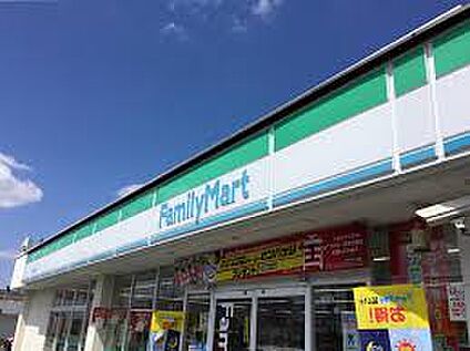 ファミリーマート 橿原五井町店 徒歩586m