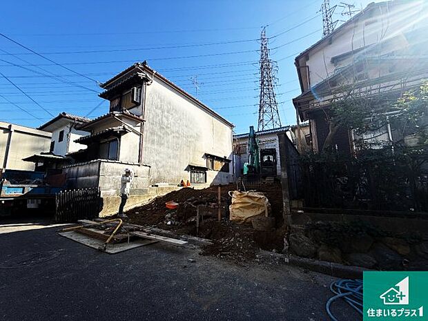 【外観】周辺は落ち着いた街並みの住宅地！子育てがしやすい住環境です！まだ未完成ですが、現地でしかわからない事もございます。是非一度ご覧ください。