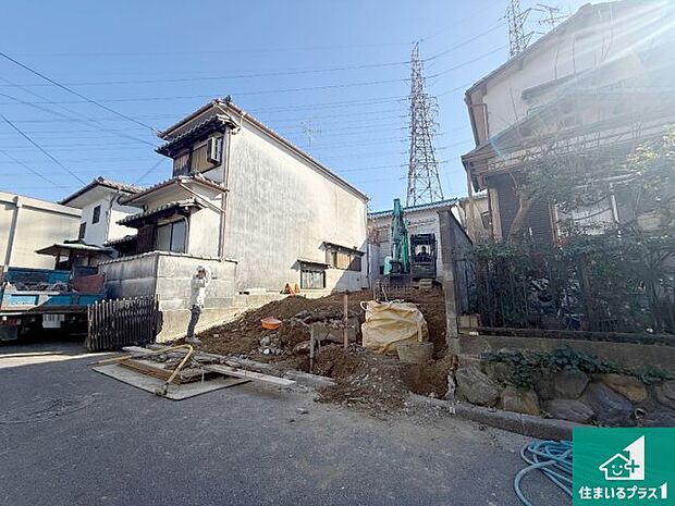 【外観】周辺は落ち着いた街並みの住宅地！子育てがしやすい住環境です！まだ未完成ですが、現地でしかわからない事もございます。是非一度ご覧ください。