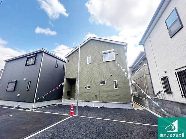 【外観】安心の10年保証!外観を美しく保ち、雨水で汚れを落とします!気になることがありましたら、お気軽にお問い合わせください!