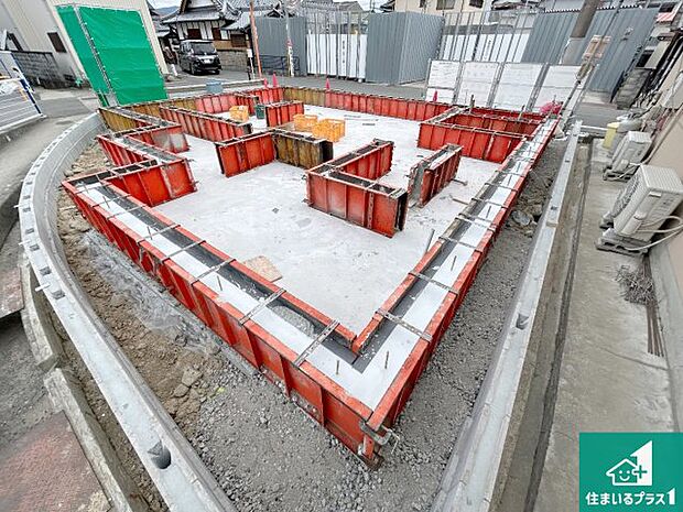 【外観】現在建築中!落ち着いた街並みで新生活を始めることが出来そう!周辺の物件も併せてご紹介させて頂きます!