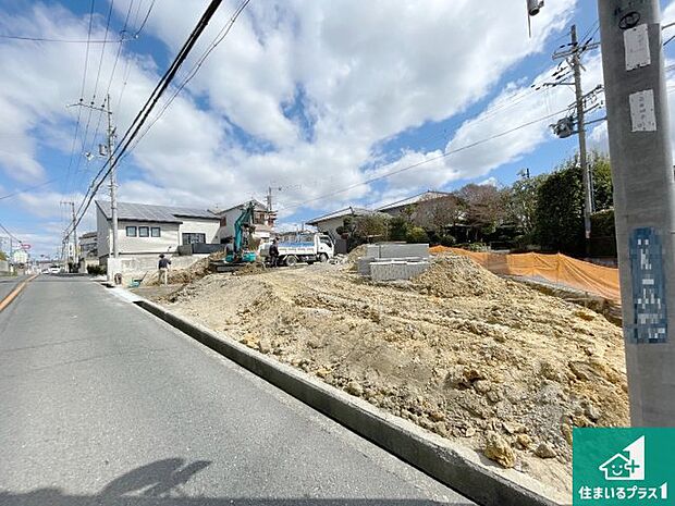 【外観】現在建築中!落ち着いた街並みで新生活を始めることが出来そう!周辺の物件も併せてご紹介させて頂きます!