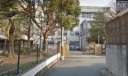 尼崎市立塚口中学校 徒歩1600m