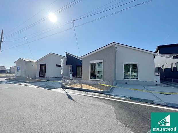 【外観】安心の10年保証！外観を美しく保ち、雨水で汚れを落とします！気になることがありましたら、お気軽にお問い合わせください！