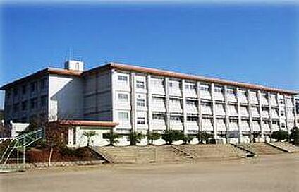 奈良市立富雄南中学校 徒歩850m