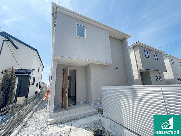 【外観】安心の10年保証！外観を美しく保ち、雨水で汚れを落とします！気になることがありましたら、お気軽にお問い合わせください！