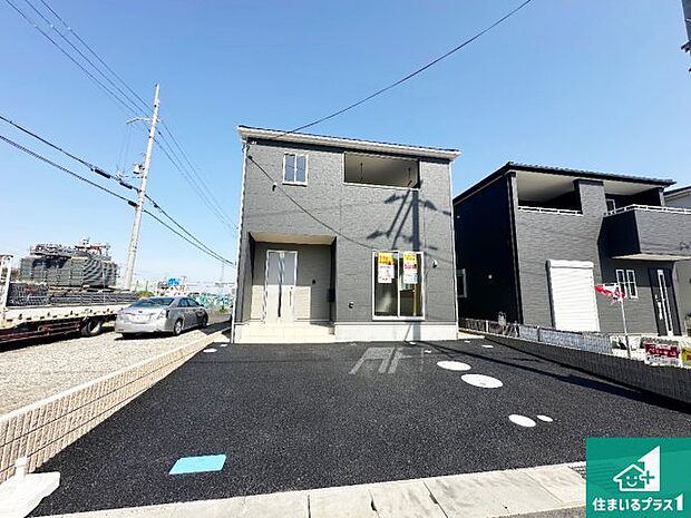 【外観】安心の10年保証!外観を美しく保ち、雨水で汚れを落とします!気になることがありましたら、お気軽にお問い合わせください!