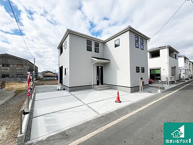 【外観】安心の10年保証！外観を美しく保ち、雨水で汚れを落とします！気になることがありましたら、お気軽にお問い合わせください！