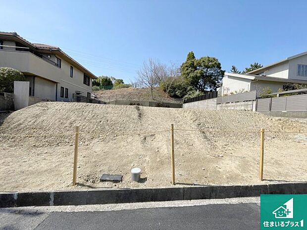 【外観】建築中ですが現地を見ると分かる事もございますので、ぜひ一度現地をご覧ください。