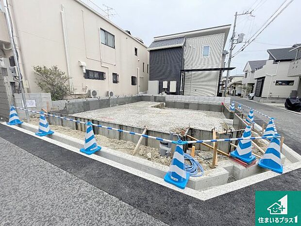 【外観】現在建築中!落ち着いた街並みで新生活を始めることが出来そう!周辺の物件も併せてご紹介させて頂きます!