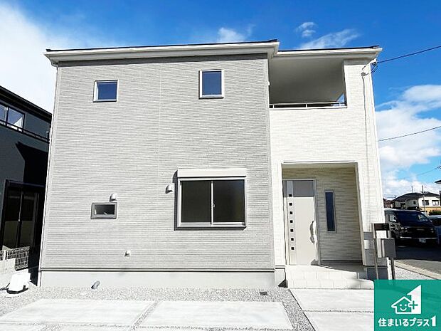 【外観】安心の10年保証！外観を美しく保ち、雨水で汚れを落とします！気になることがありましたら、お気軽にお問い合わせください！