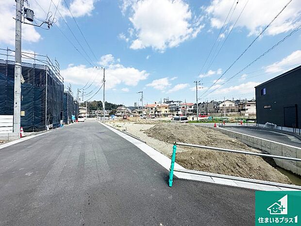 【外観】建築中ですが現地を見ると分かる事もございますので、ぜひ一度現地をご覧ください。