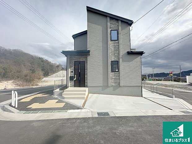 【外観】安心の10年保証！外観を美しく保ち、雨水で汚れを落とします！気になることがありましたら、お気軽にお問い合わせください！