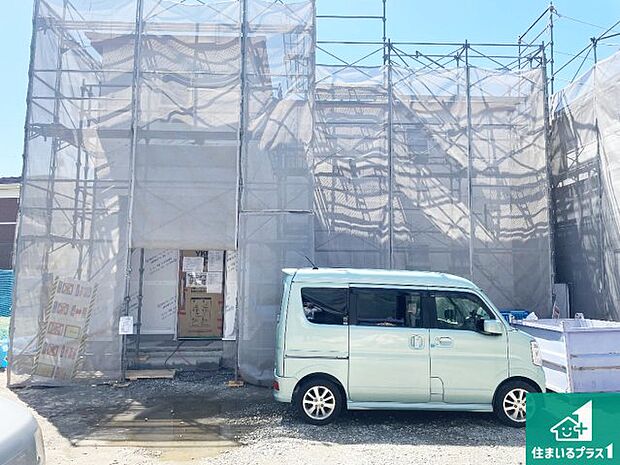 【外観】周辺は落ち着いた街並みの住宅地！子育てがしやすい住環境です！まだ未完成ですが、現地でしかわからない事もございます。是非一度ご覧ください。