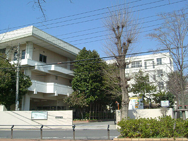 伊丹市立南中学校
