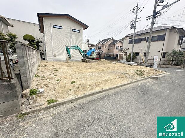 【外観】建築中ですが現地を見ると分かる事もございますので、ぜひ一度現地をご覧ください。