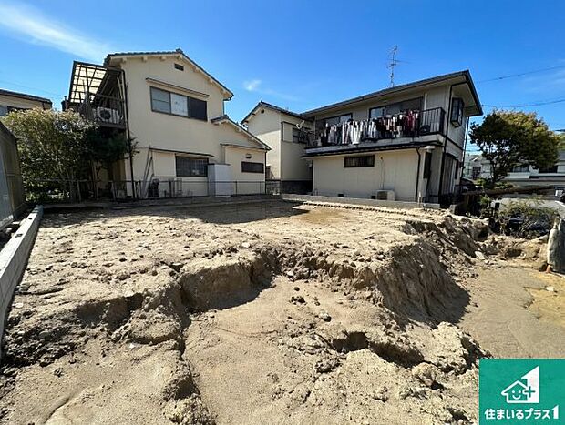 【外観】建築中ですが現地を見ると分かる事もございますので、ぜひ一度現地をご覧ください。