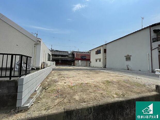 【外観】建築中ですが現地を見ると分かる事もございますので、ぜひ一度現地をご覧ください。