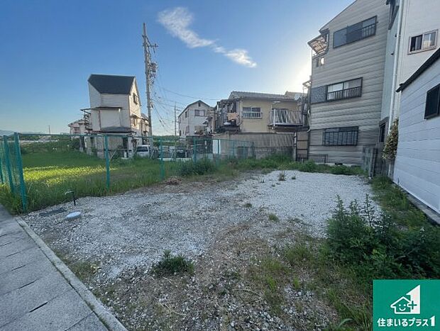 【外観】現在建築中！落ち着いた街並みで新生活を始めることが出来そう！周辺の物件も併せてご紹介させて頂きます！